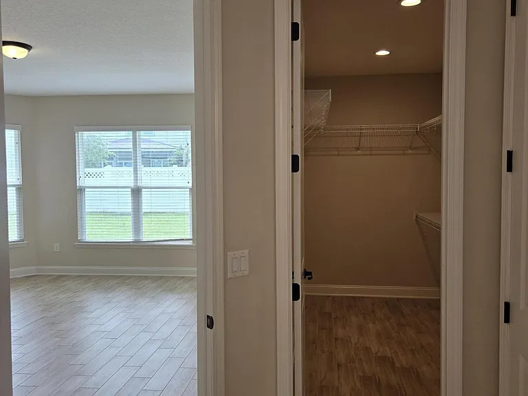 835 Silver Pine Dr — Photo 21