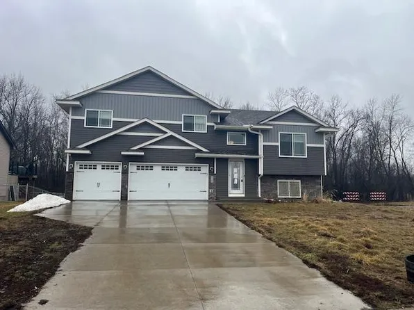 320 E Dickens St, Rush City, MN 55069