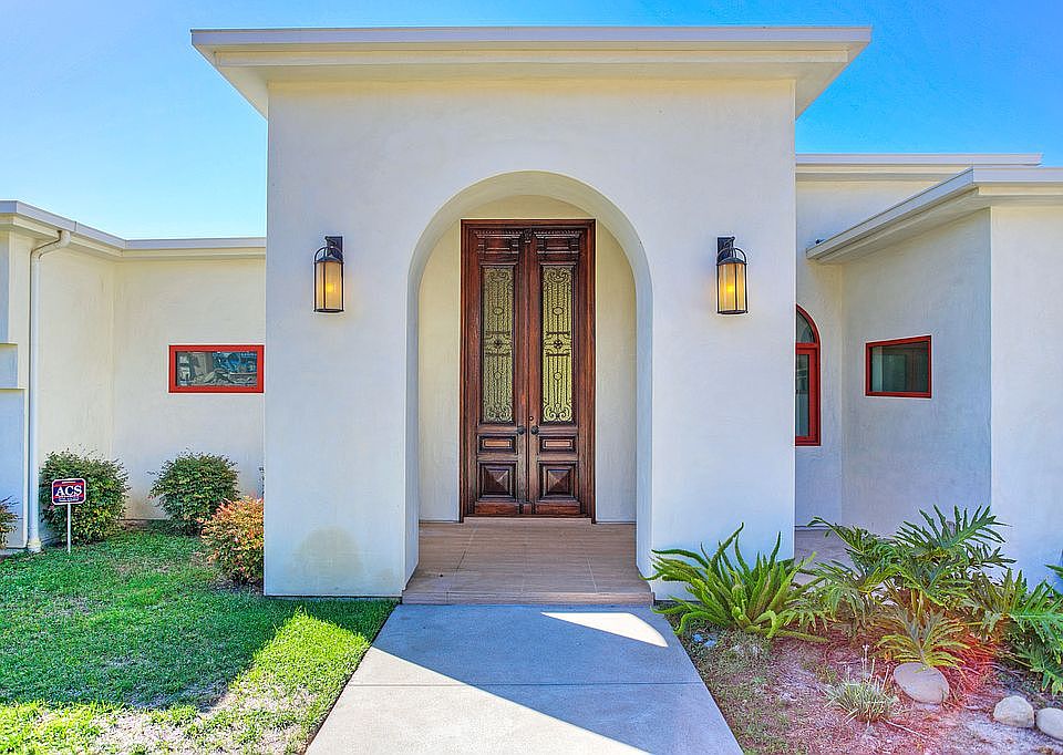 10 feet antique door.