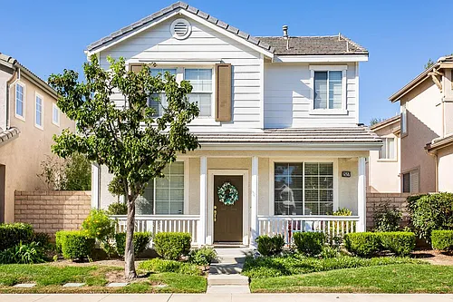 2527 Aurora Ln Photo 1