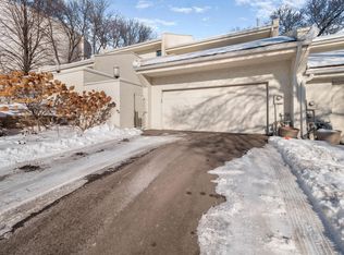 11620 Vista Dr, Minnetonka, MN 55343