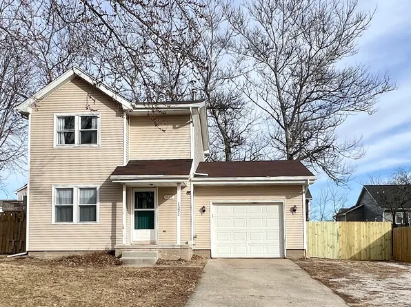 1322 Hunter Dr, Norwalk, IA 50211