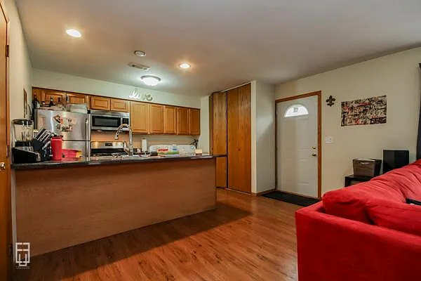 1010 Cove Dr — Photo 6
