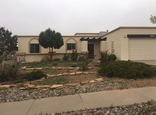 2643 Via Berrenda, Santa Fe, NM 87505