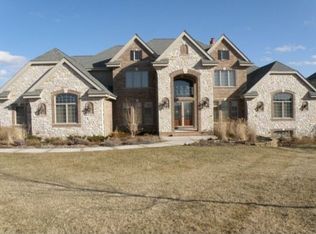 245 Legend Hts, Wales, WI 53183