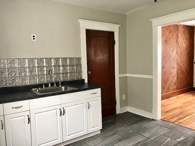 1st image of 106 Irene St #1