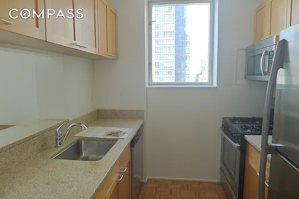 Rented by Compass | media 2