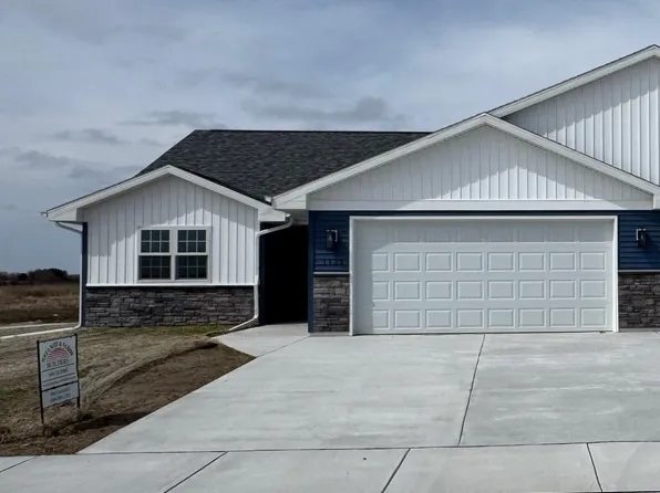 1125 Red Hawk Dr, Milton, WI 53563