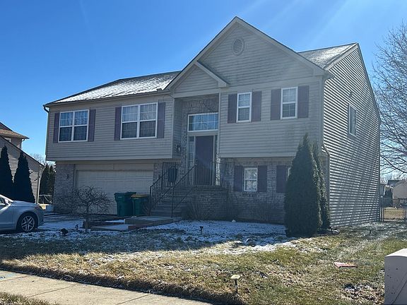 2nd image of 39377 Commons Dr