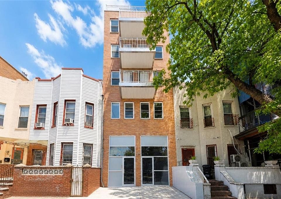 1st image of 921 60th St #3B