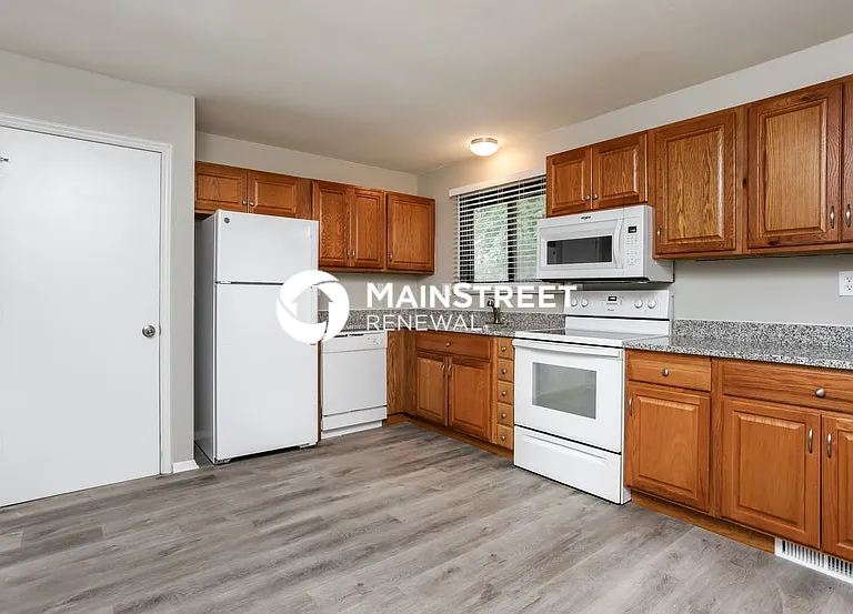 1700 Birch St — Photo 6
