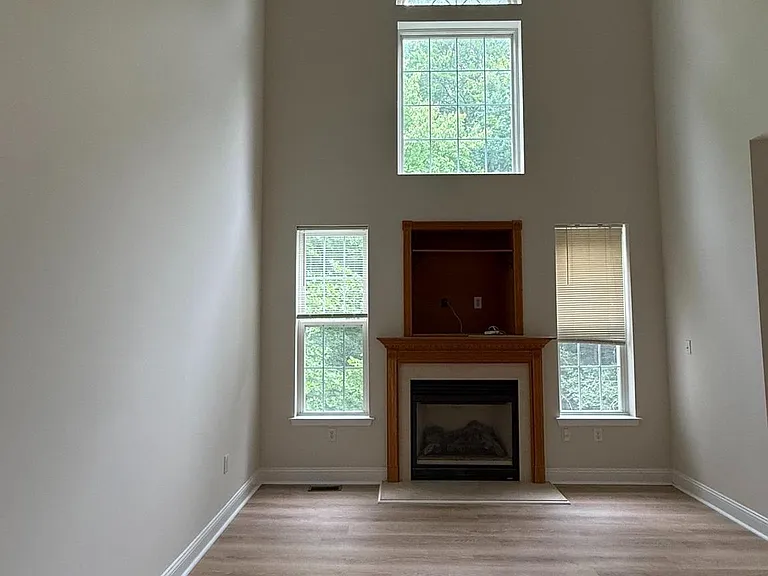 47 Ross Way — Photo 10