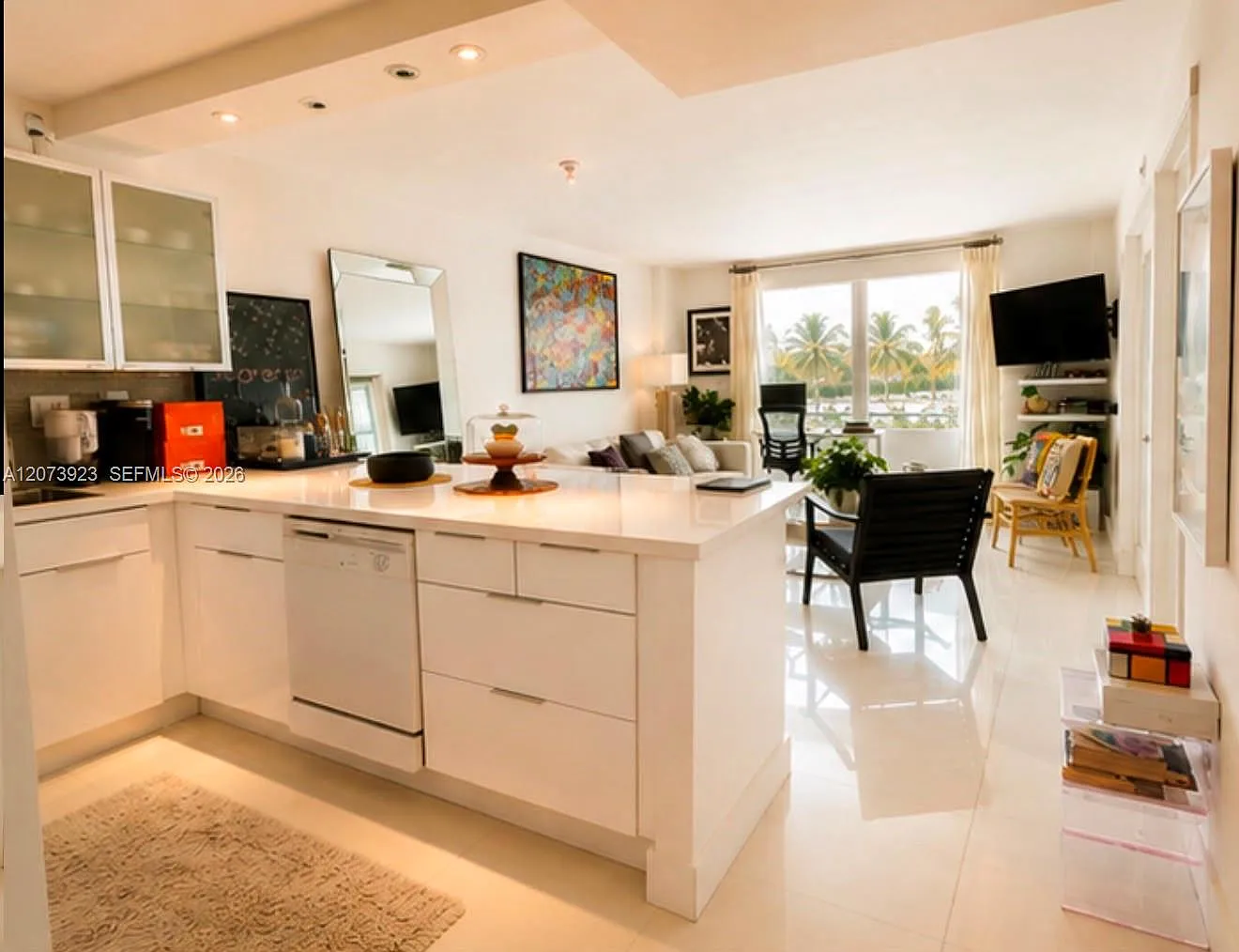 Royal Atlantic Condo — Photo 2