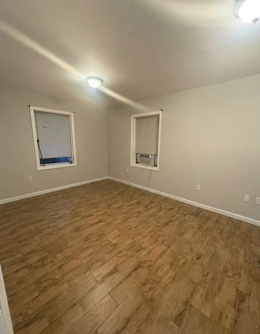 2 bed, 1400 sqft, $3,100 — Photo 4