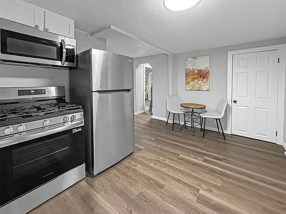 5th image of 2520 E 38th St