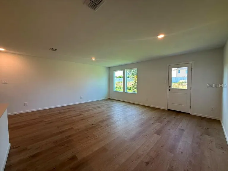 2428 Bevel Ln — Photo 6