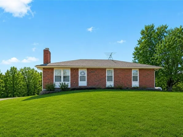 9007 Dry Dock Dr, Liberty, MO 64068