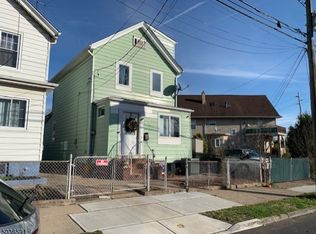 8 Cambridge Ave, Garfield, NJ 07026