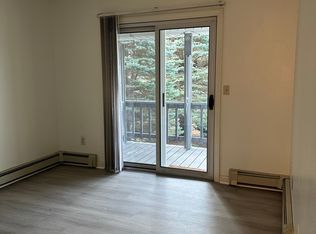 220 W Gore Rd APT 4, Erie, PA 16509
