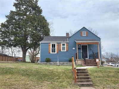 1200 N Benton Ave, Saint Charles, MO, 63301