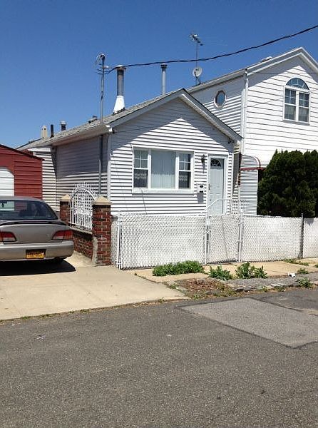1st image of 3265 Barkley Ave #A