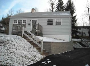 3312 Oakwood St, Morgantown, WV