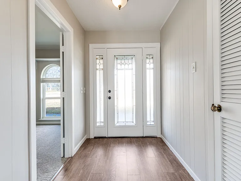 7335 Reed Rd — Photo 14
