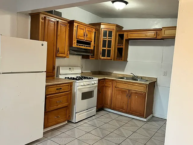 5116 Raymond Telles Dr — Photo 6
