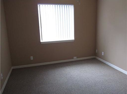 5th image of 6001 Red Plum Ct #462