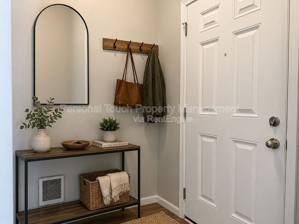1st image of 3327 5th Way E Unit B