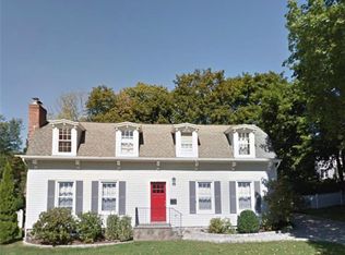 29 Huntville Rd, Katonah, NY 10536