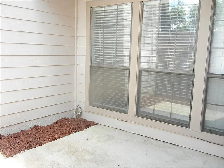 18240 Midway Rd #105 — Photo 28