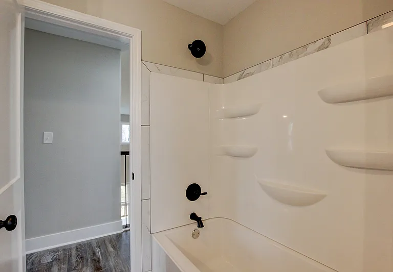 128 Riverbend Dr — Photo 90