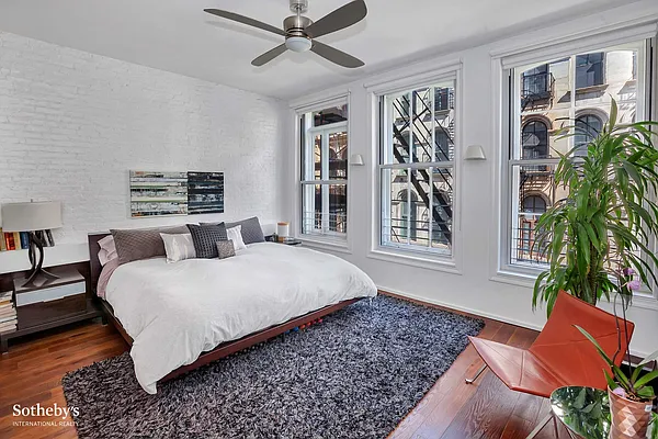 Rented by Sotheby's International Realty | media 27