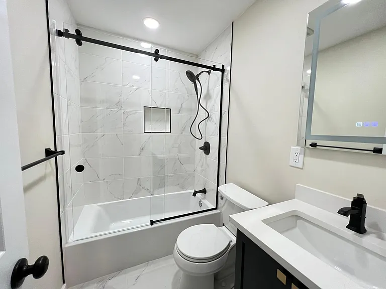 234 Lakewood Dr #1 — Photo 2