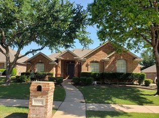 9005 Wind River Dr, North Richland Hills, TX 76182