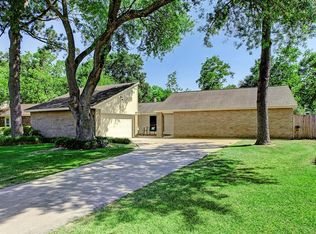 12843 Pantano Dr, Houston, TX 77065