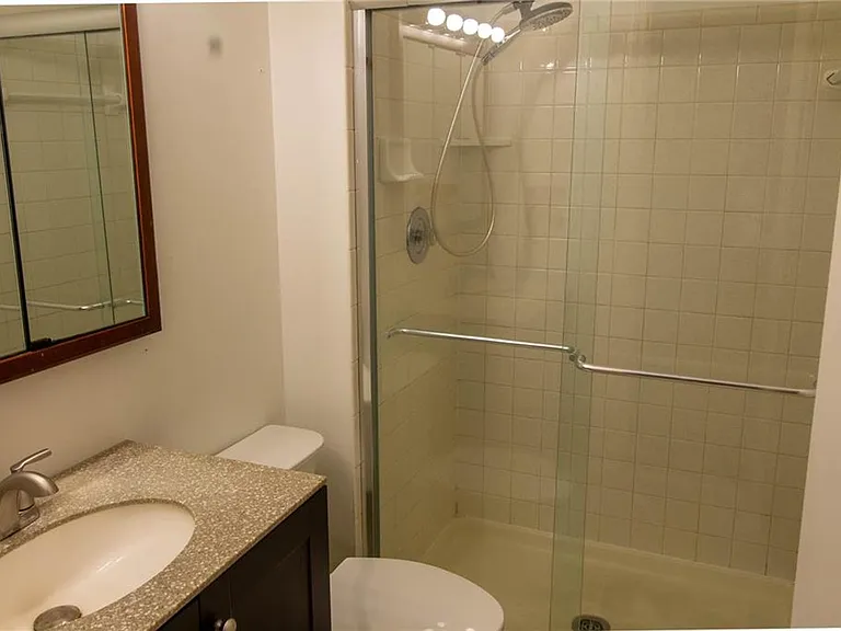 18 Brooker Ct — Photo 4