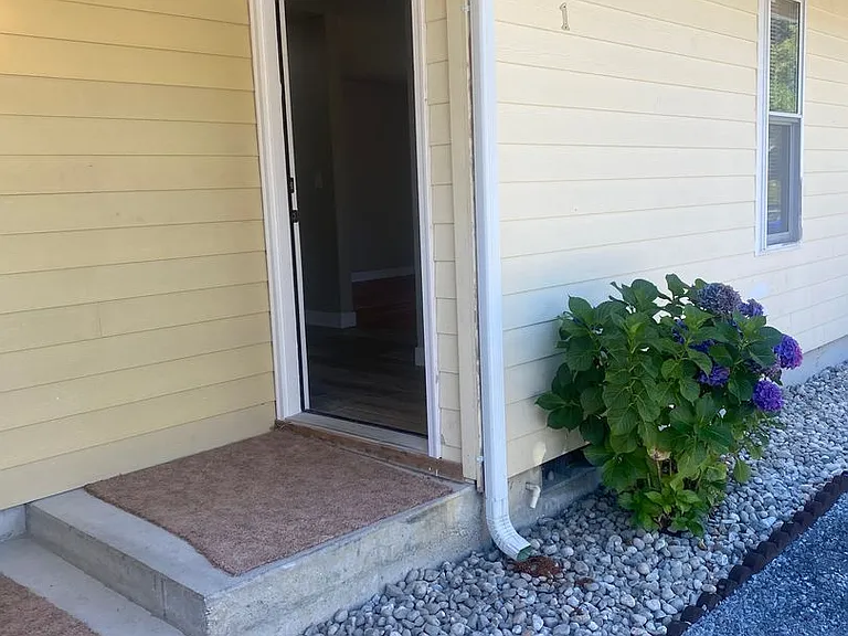 5707 East Dr — Photo 1
