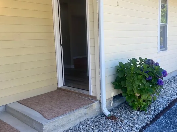 East Dr 5707, 5707 East Dr APT 1, Everett, WA 98203