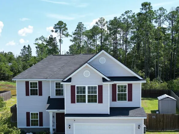 1063 Sweetbay Ct, Hinesville, GA 31313