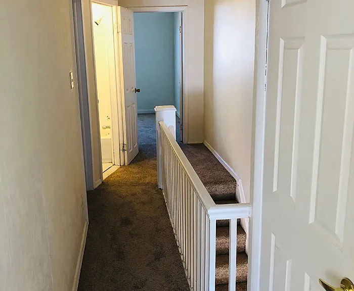 2529 S Mole St — Photo 8