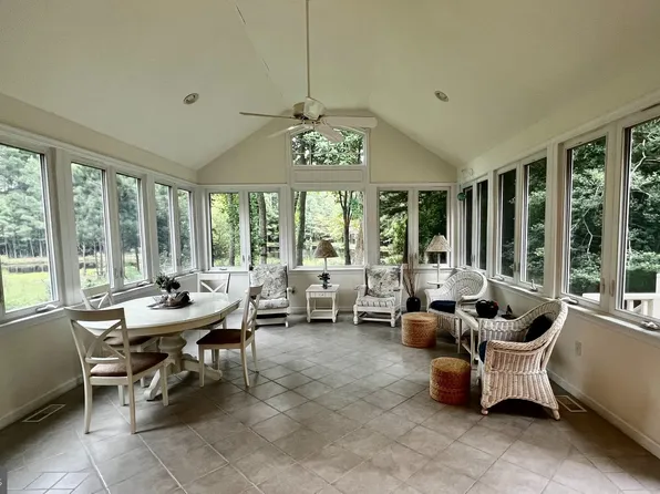 325 Walkabout Rd, Bethany Beach, DE 19930