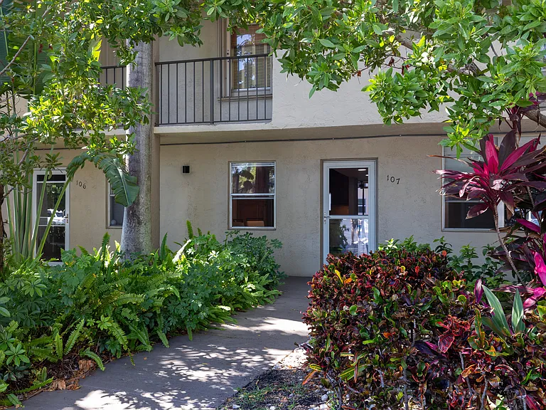 777 S Federal Hwy #107-D — Photo 2