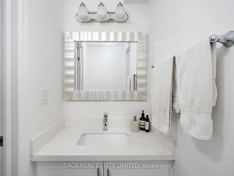 28 Macklem Ave — Photo 7