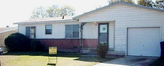 1st image of 2201 Terrace Dr