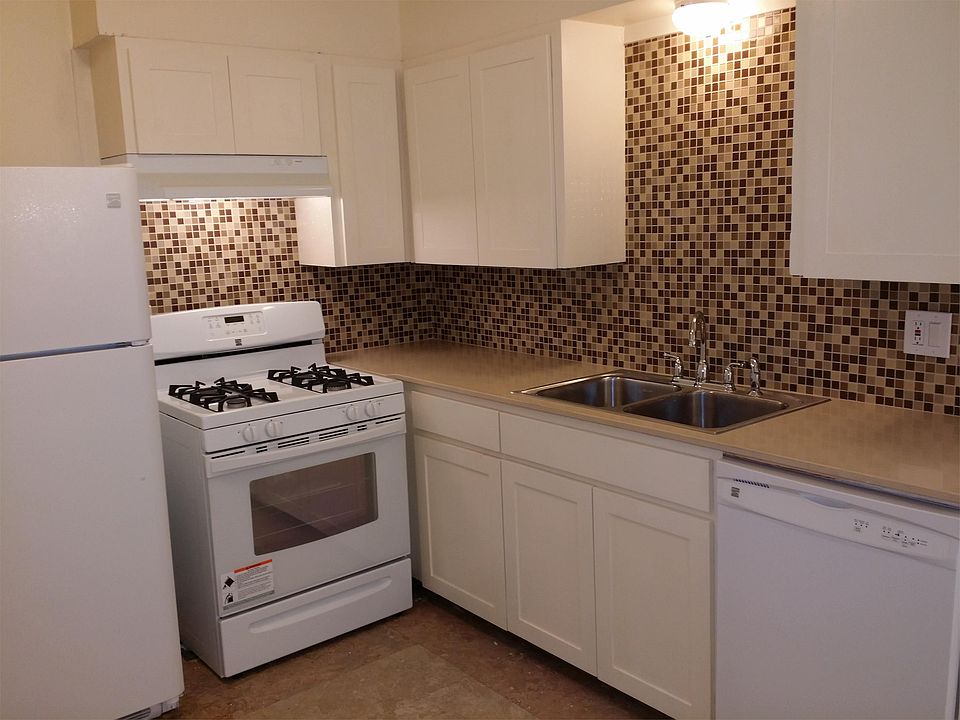 1st image of 5003 Cottonwood Cir APT C