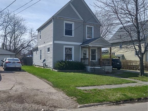 2nd image of 2404 Apple Ave