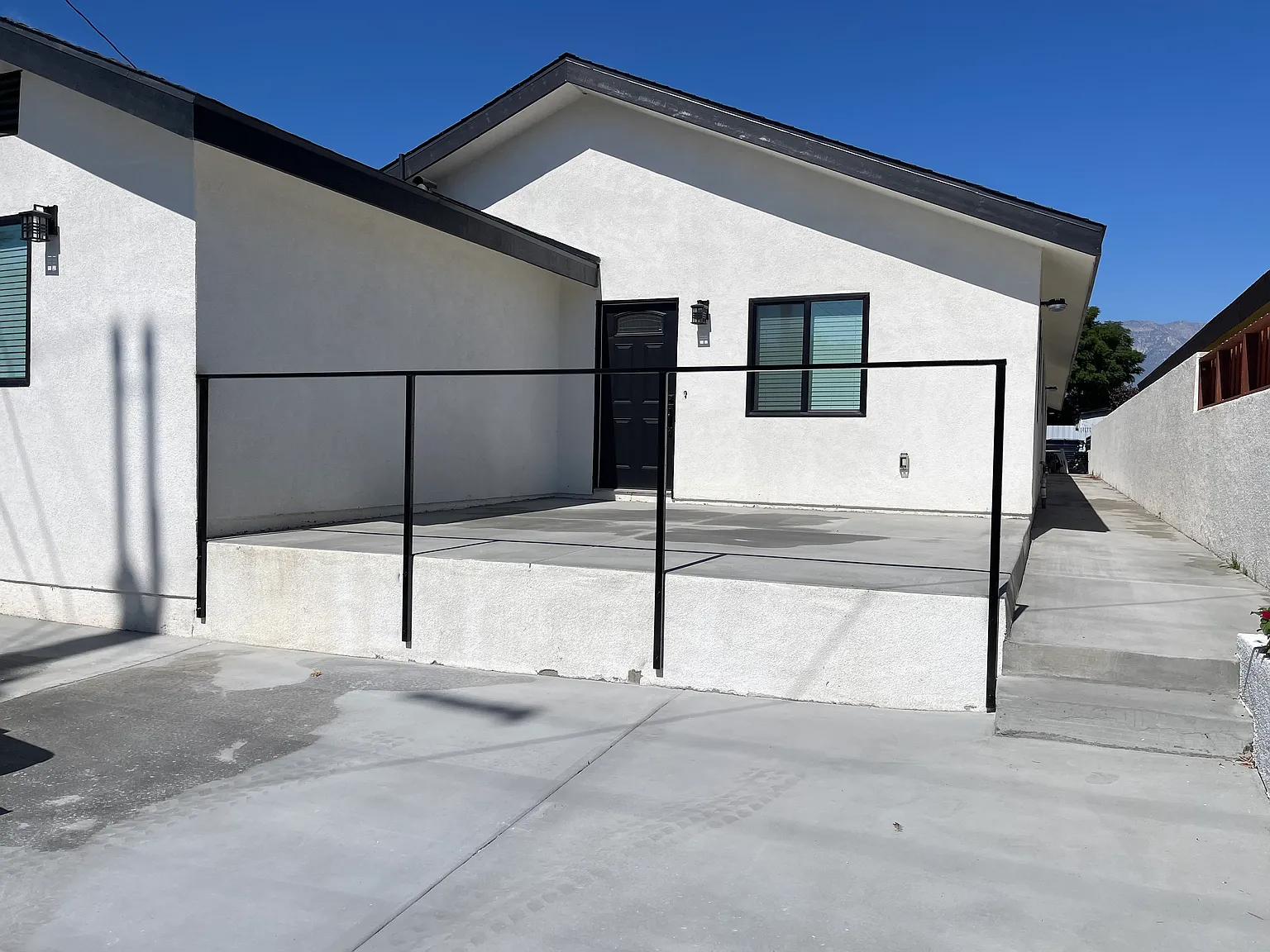 1 bed, 500 sqft, $1,800 — Photo 2