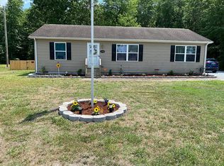 18050 Sharons Rd, Ellendale, DE 19941